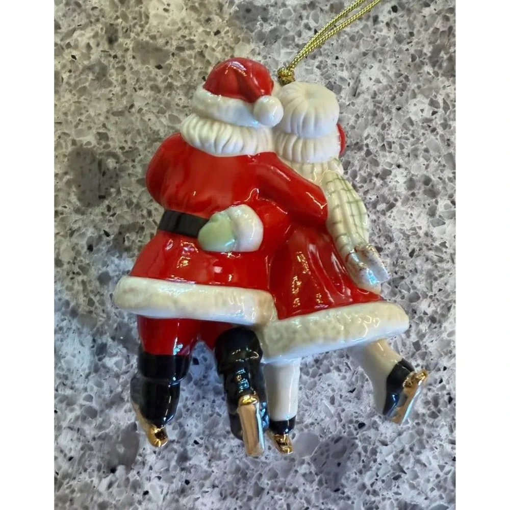 Lenox Porcelain Christmas Ice Skating Santa and‎ Mrs. Claus Ornament in Box